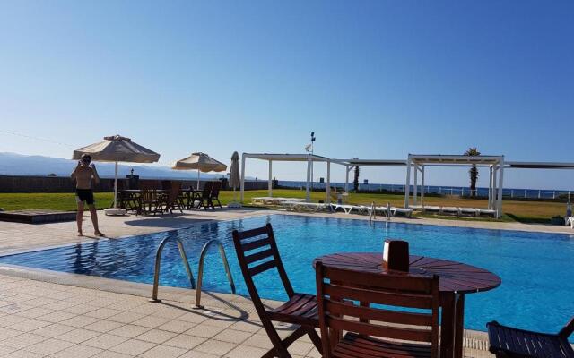 Aphrodite Beachfront Penthouse Apartment