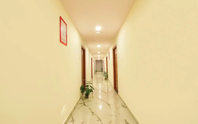 Fabhotel Vk'S Gandimaisamma
