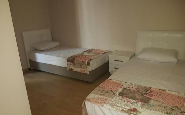 Midilli Otel Sarimsakli