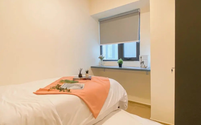 Good Deal 2Br At Meikarta Apartment