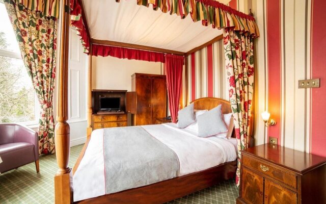 Redstones hotel