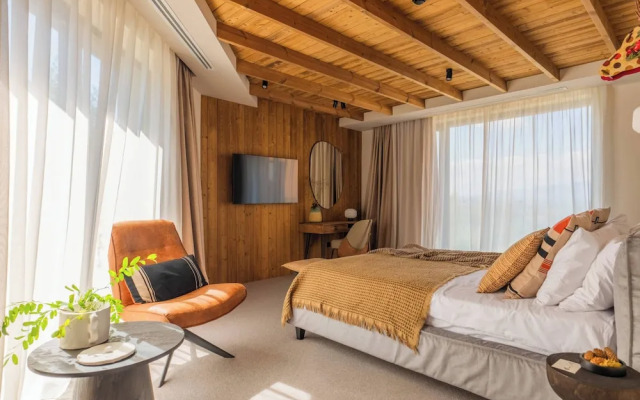The Pines Bucegi Lodge