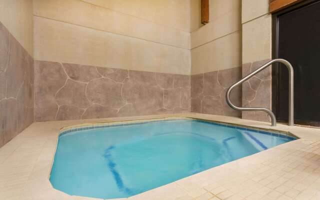 Ramada by Wyndham Cedar City