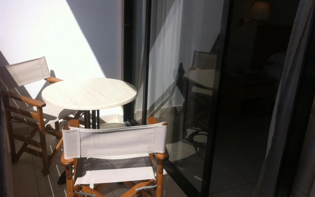 Avanti Hotel