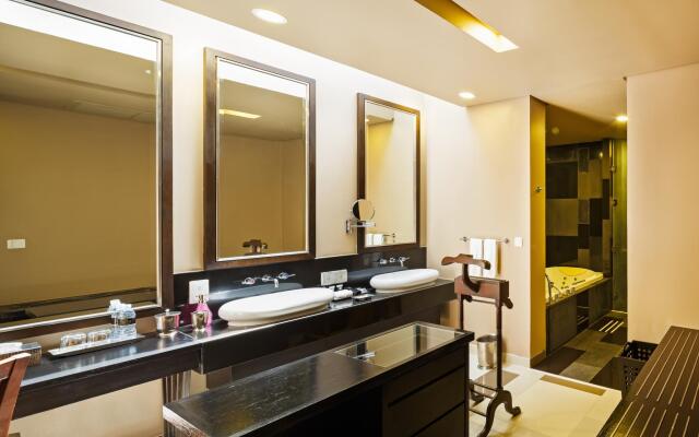 Impiana Beachfront Resort Patong, Phuket