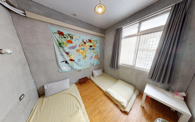 MatchBox Hostel