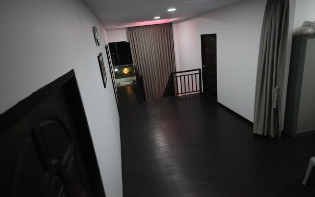 Mini Platinum Guest House