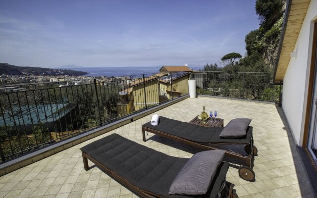 Eterea Charming Suites