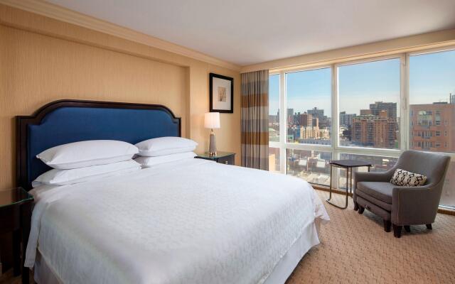 Sheraton LaGuardia East Hotel