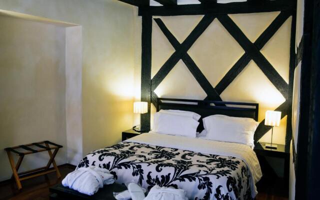 Le B. Suites, Chambres & Restaurant