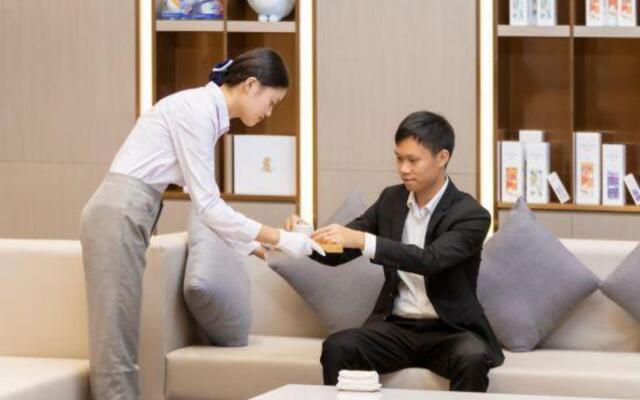 Lavande Hotel (Dongguan Dalang Huawei Songshan Lake Vientiane Hui Branch)