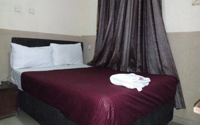 Ashosh Hotel Felele Rab