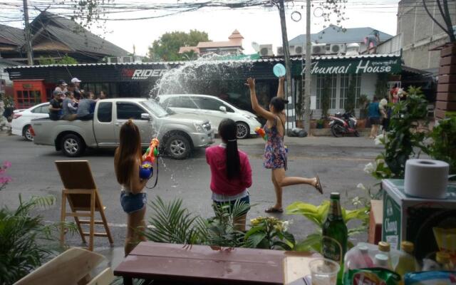 Chiangmai Panda Hostel 2