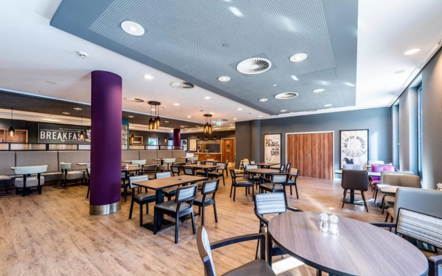 Premier Inn Duesseldorf City Centre Hotel