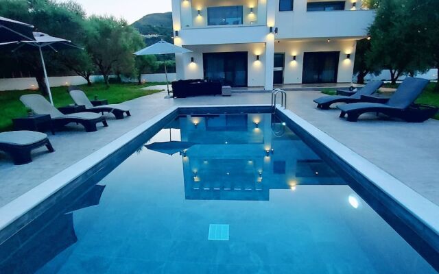 Grande Amore Luxury Villa