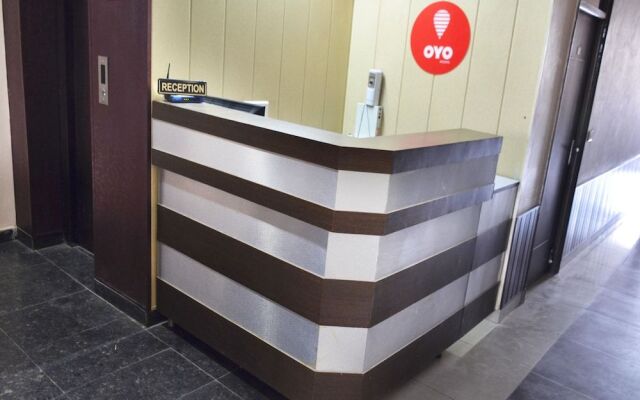 OYO Flagship 6298 Motel Divine