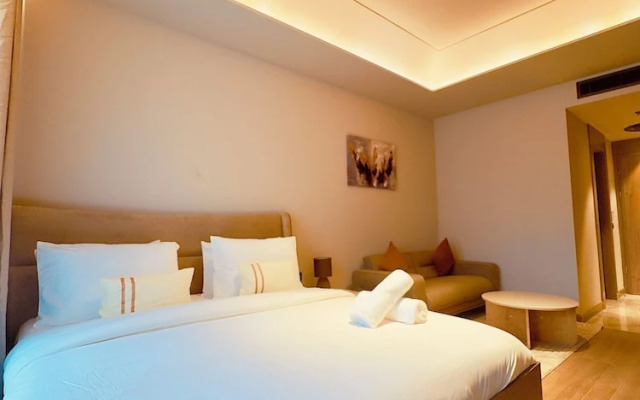 Elite Luxury Suites at Diamond in City