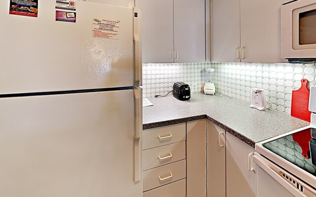 Laurel Court #205