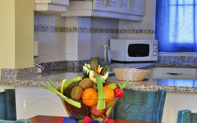 Apartamentos Granada Park