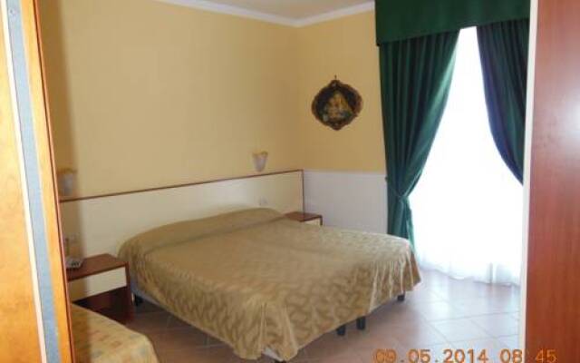 New Hotel Sonia
