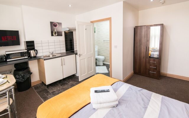 Snooze Apartments Flat 51