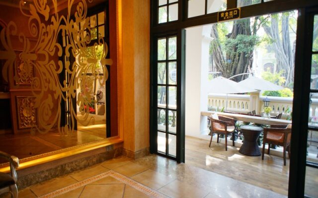 Weston Hotel