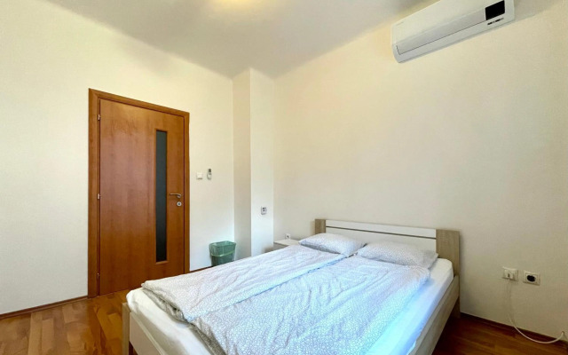 Peaceful Place in Old Town