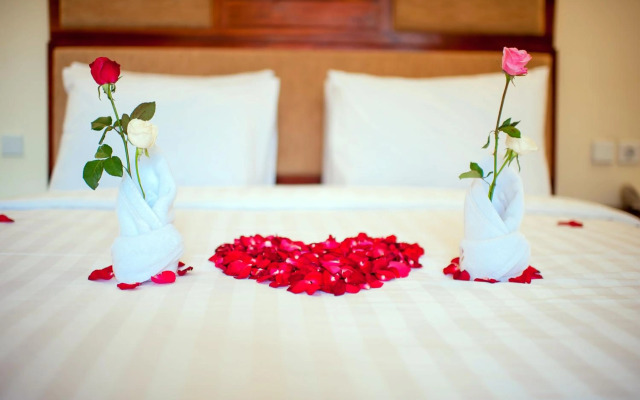 Family three bed room neil villa private pool