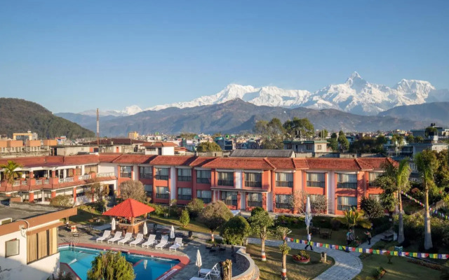 Pokhara Grande