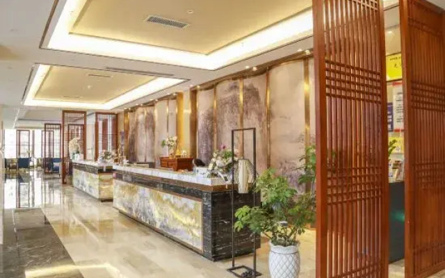 Yuanmou Grand Hotel