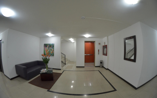 Hotel Pinares Plaza