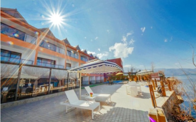 Lugu Lake Mi Jing Hotel