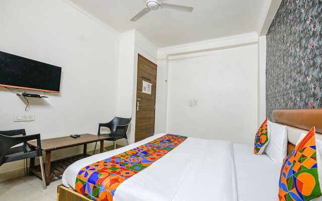 FabExpress Peaceful Stay I