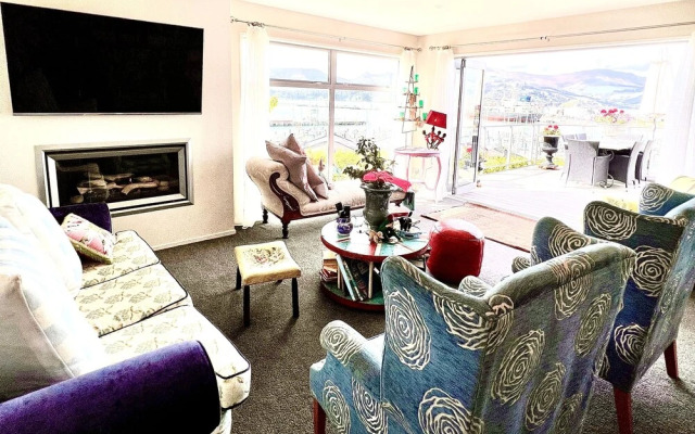 Lyttelton Boatique House