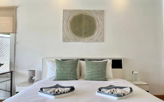 Moonlight Panorama Ocean Villas by RESAVA