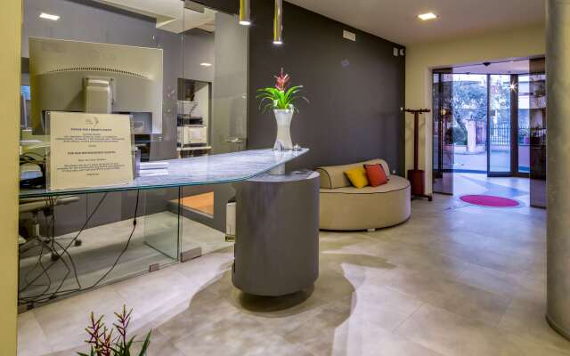 La Villa, Sure Hotel Collection by Best Western