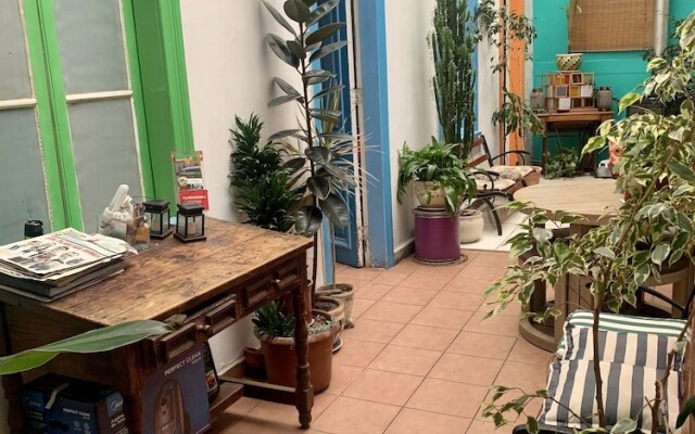 Hostal Color
