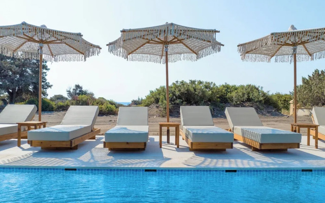 Aethrion Luxury Villas & Suites