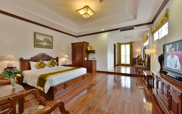 Golden Rice Hotel