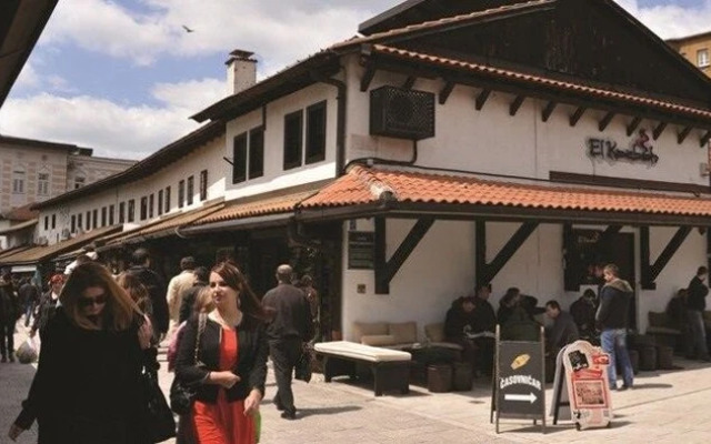 Hostel For Me