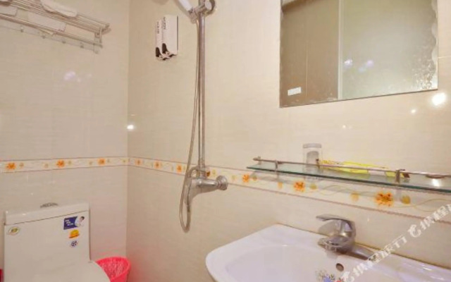 Boya Hotel (Wuhan High-speed Railway Station Happy Valley Branch)