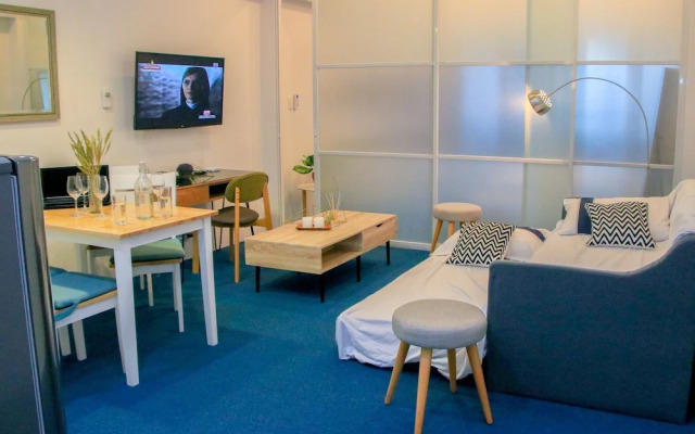 Indigo Makati @ BSA Suites