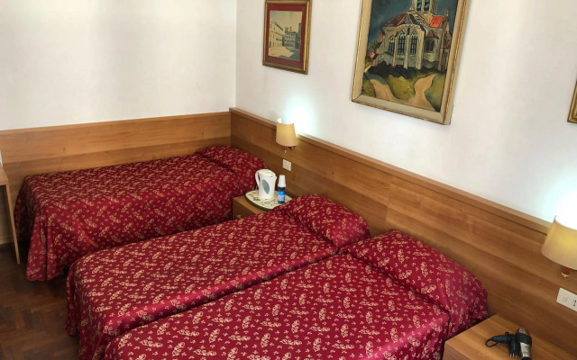 Hotel Bolognese