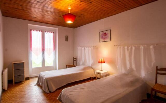 Gite Génis, 3 pièces, 4 personnes - FR-1-616-13