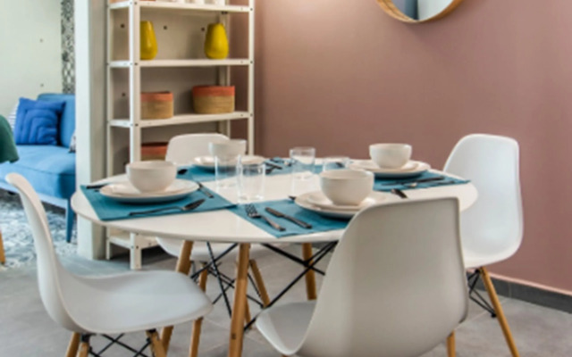 NIU Modern & Centric Lofts