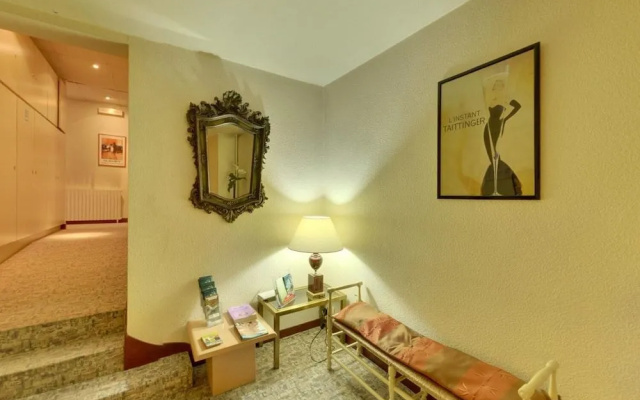 Logis Auberge des Vieux Chenes