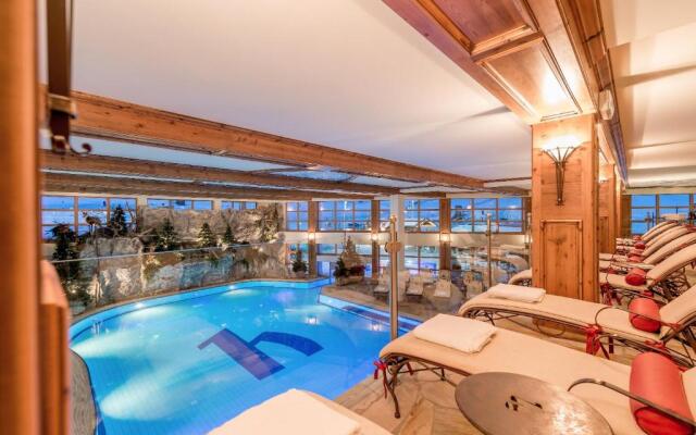 Alpen Wellness Resort Hotel Hochfirst