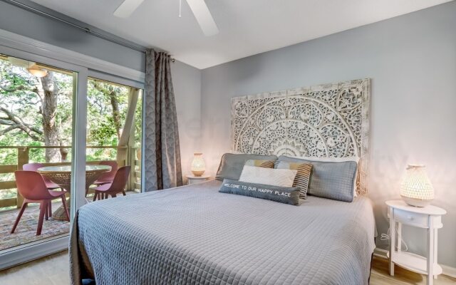 5d Amelia Landings 2 Bedroom Condo by RedAwning
