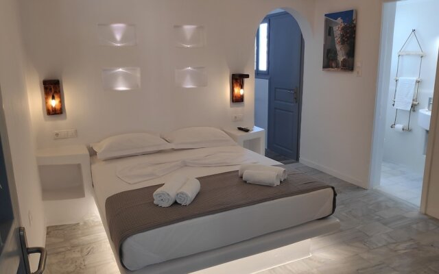 Grey Rooms Naxos