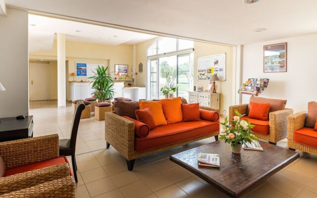 Apartment in Provencal Style in a Beautiful Landscape